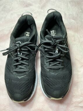 Hoka One One Men's Black Athletic Running Shoes B97